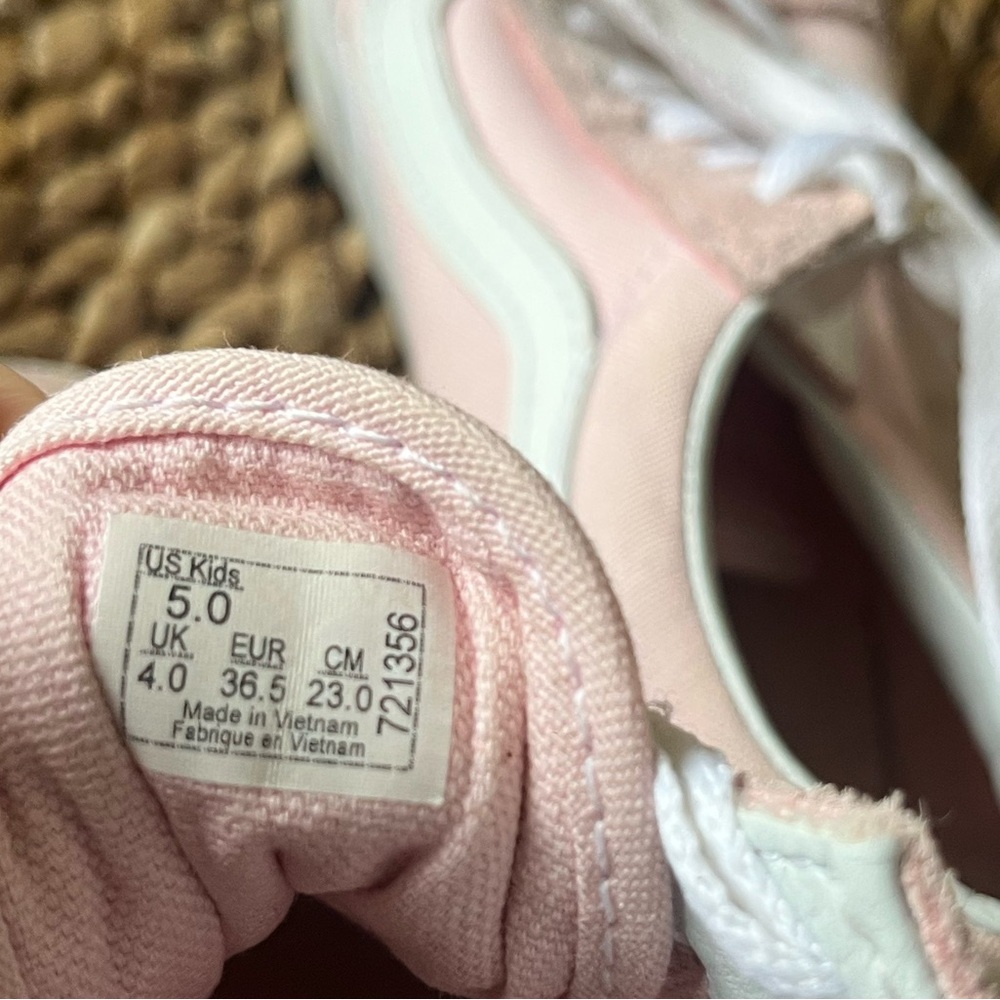 Pink Vans - Picture 3 of 4